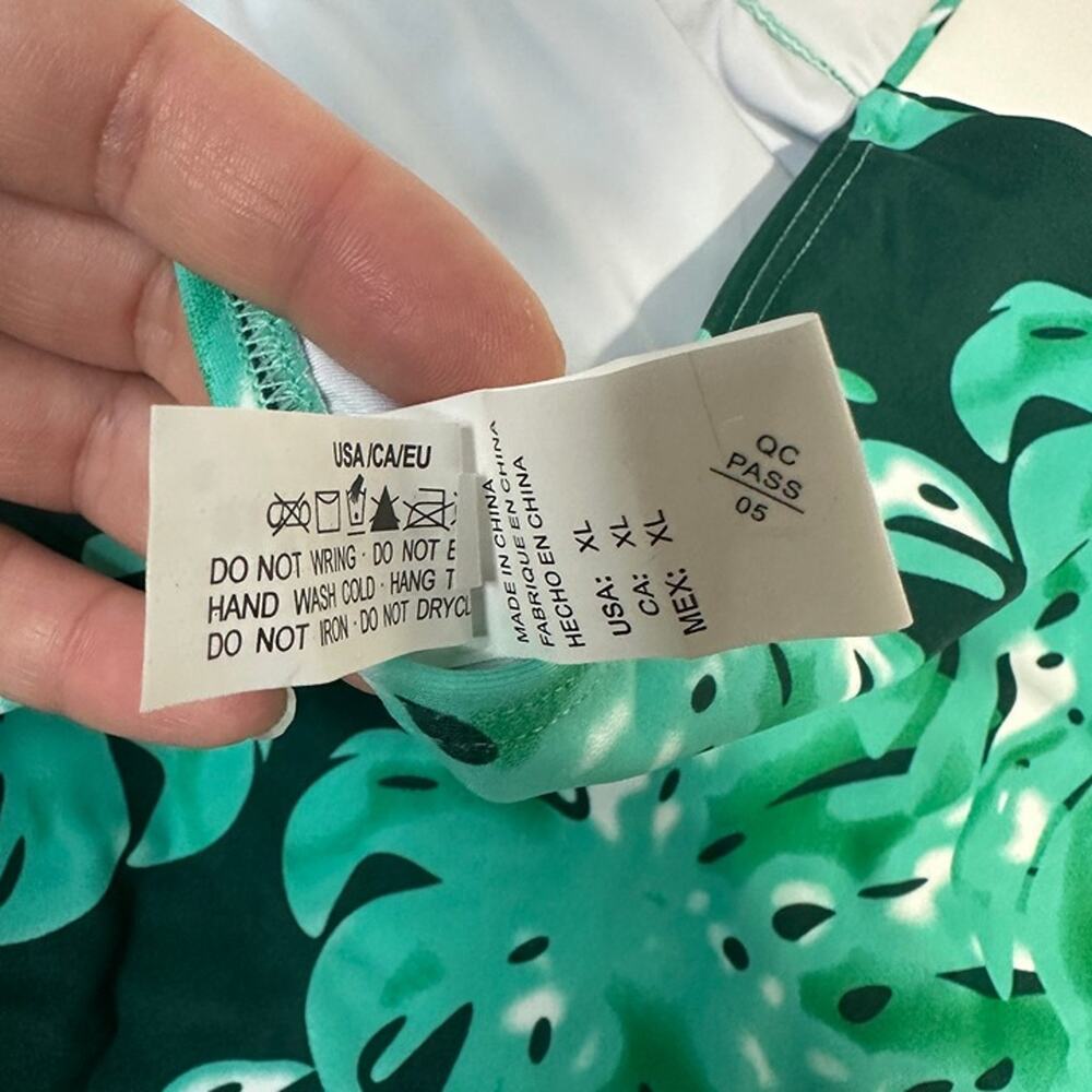 COCOSHIP Green One Piece Backless Sexy Swimsuit, Bathing Suit, Size XL, New! - Picture 7 of 8